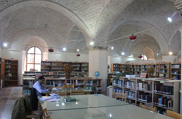 کرماني‌ها بیش از یک میلیون نسخه کتاب از کتاب‌خانه‌های عمومی امانت گرفتند