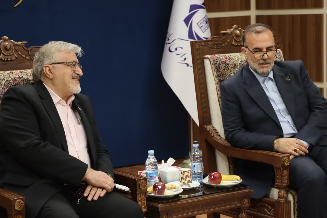 کارخانه نوآوری شهرداری کرمان؛ کانون جوانان نخبه استان