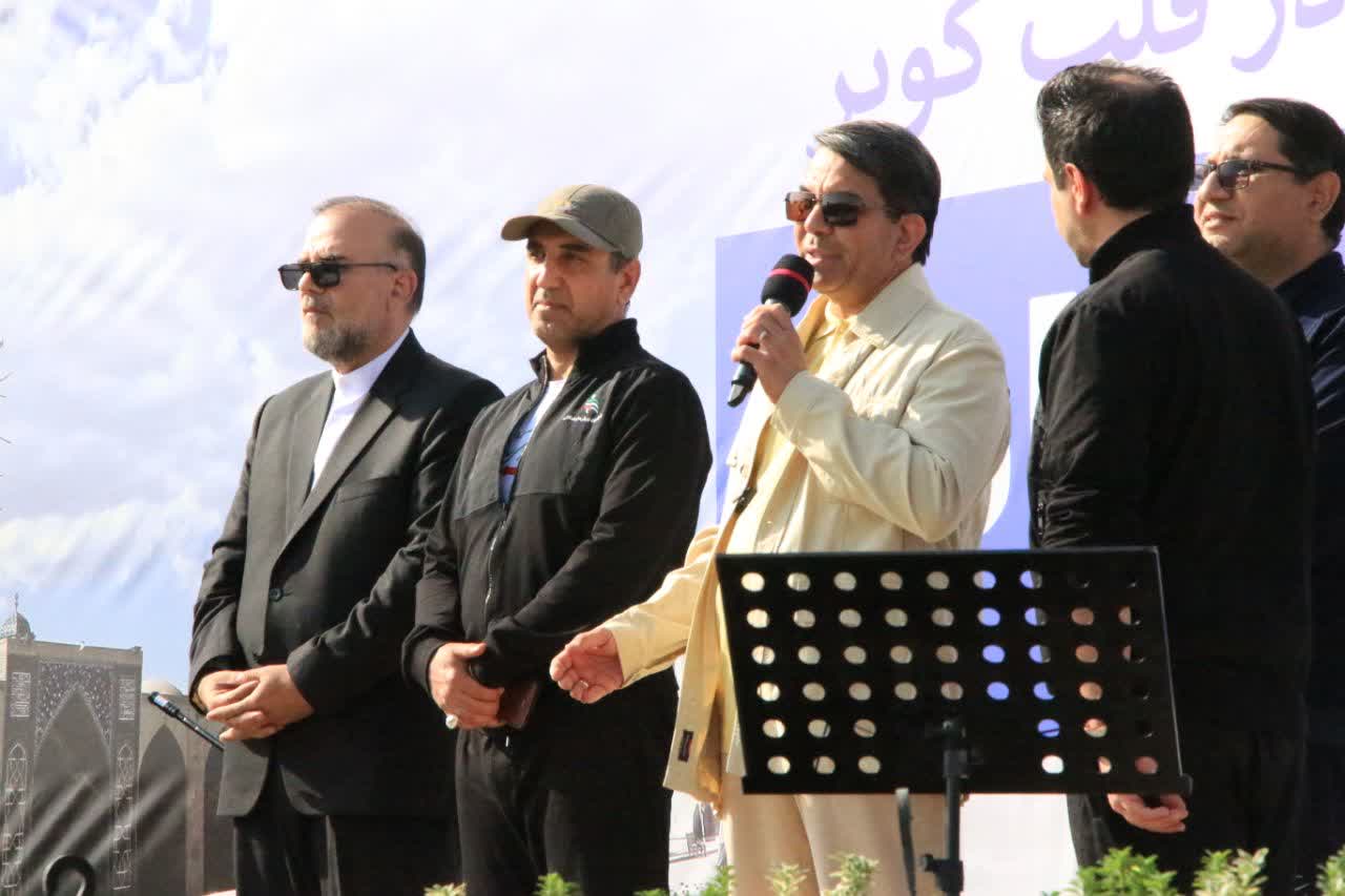 افتتاح بزرگترین تقاطع غیرهمسطح جنوب شرق کشور در کرمان
پس از چند دهه وقفه
