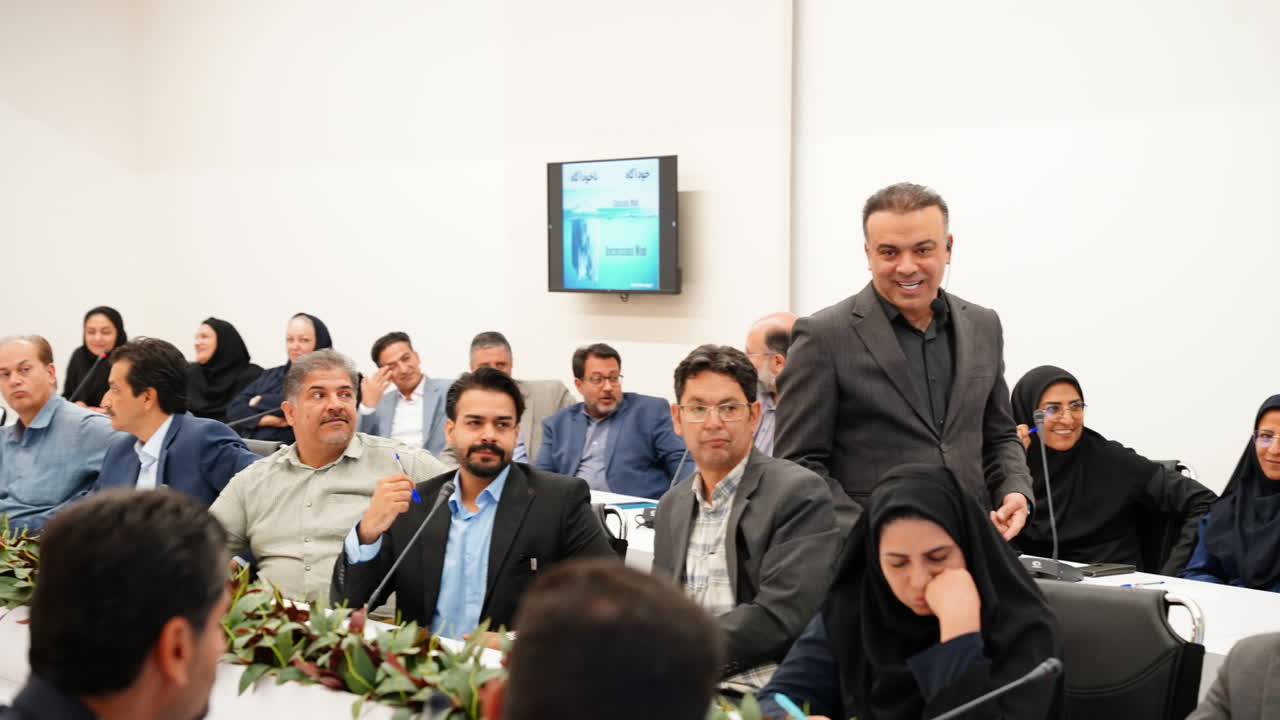 برگزاری دوره آموزشی «مدیریت ذهن با NLP» ویژه مدیران شهرداری کرمان