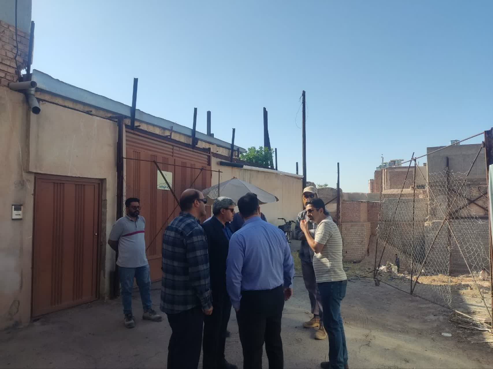 عملیات احداث پارکینگ طبقاتی کوچه ۱۲ خیابان دکتر شریعتی آغاز شد