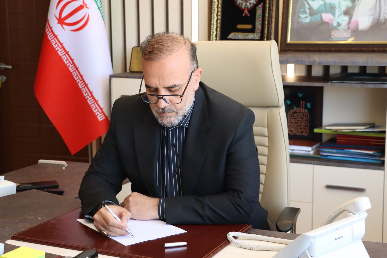 تقدیر شهردار کرمان از مدیران روابط عمومی‌های فعال در تعامل با شهرداری کرمان