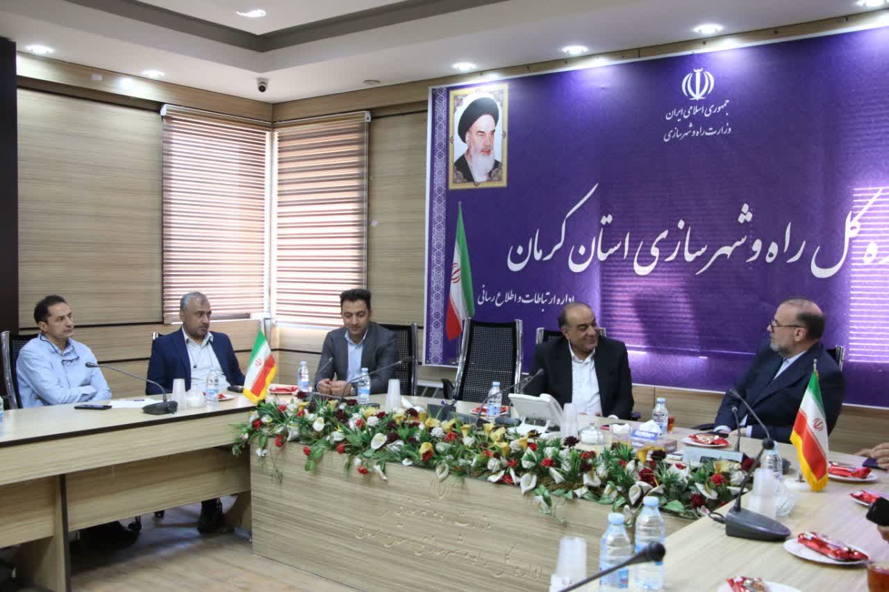 حل دشواری‌ها با انگیزه آبادانی شهر و رفاه شهروندان