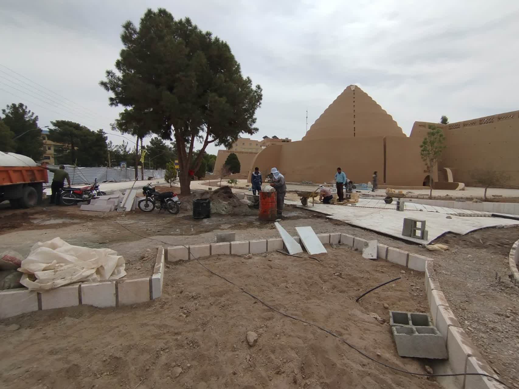 پیشرفت ۷۰درصدی پروژه ساماندهی و بهسازی حریم یخدان مؤیدی‌