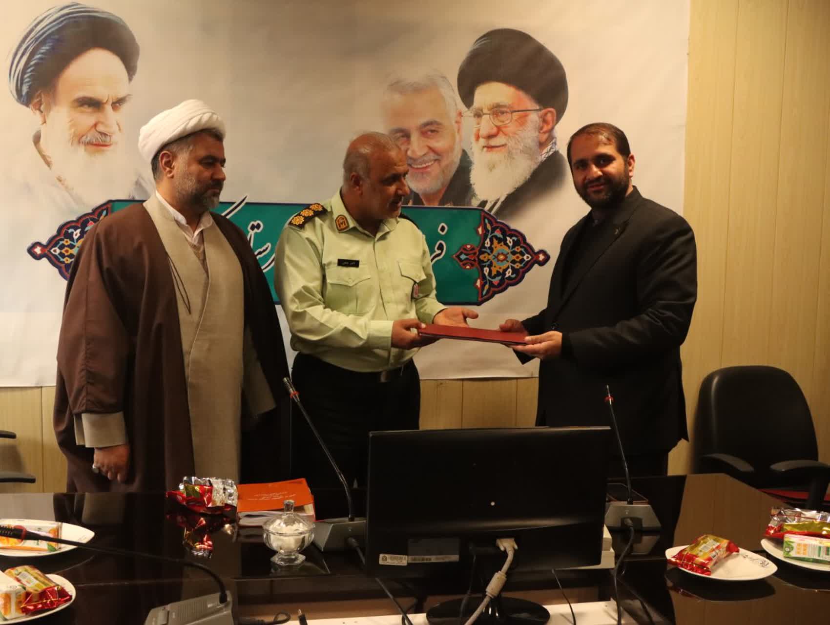 قدردانی از نیروی انتظامی برای حفاظت از حقوق شهروندان و شهرداری