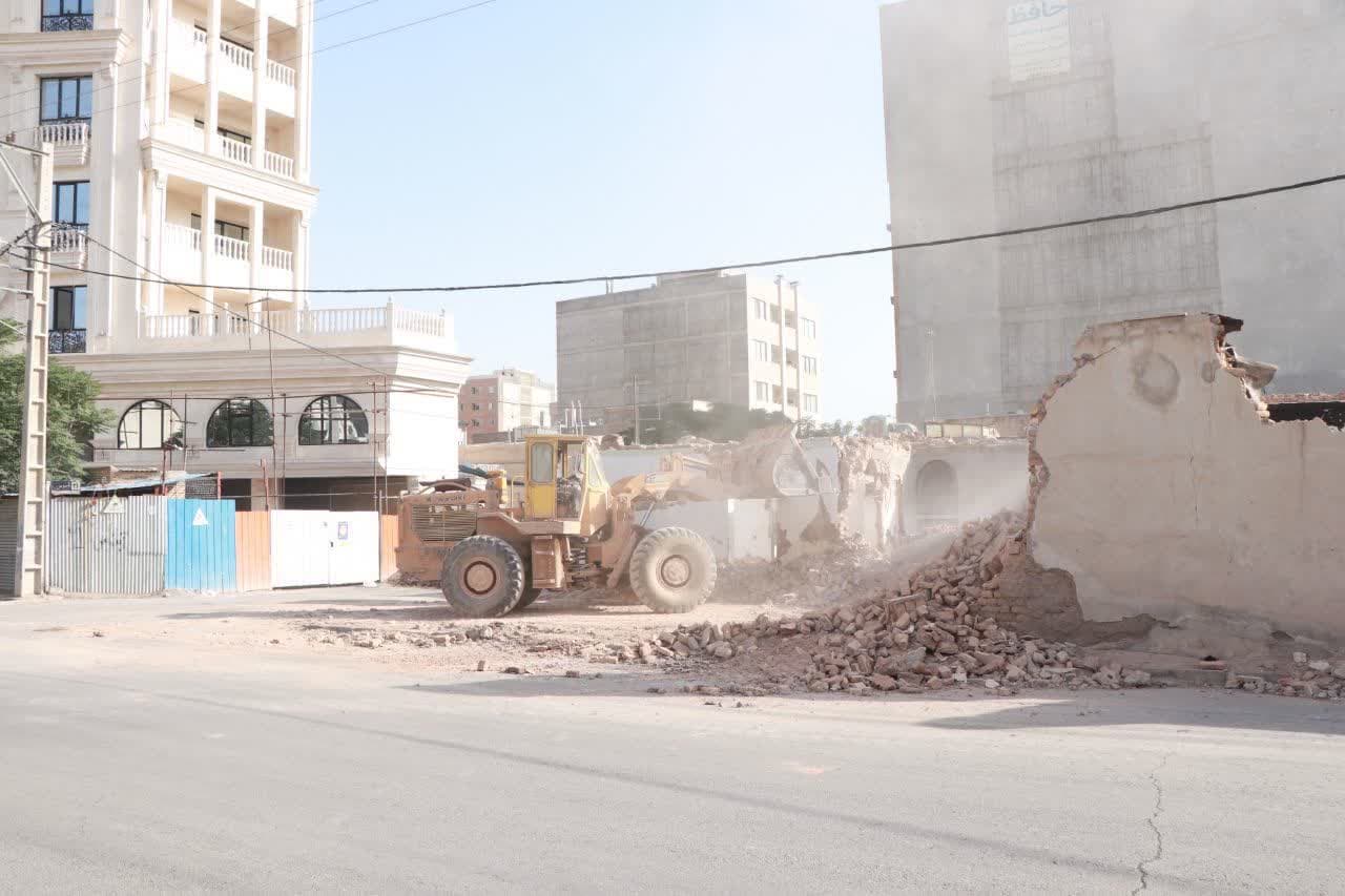  چهار ملک مسیری تملک و تخریب شد