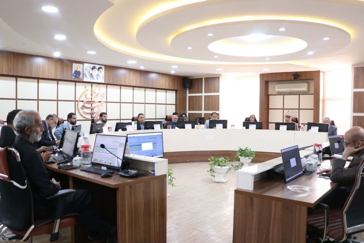 ممنوعیت خرید کالا و خدمات از شرکت‌های حامی رژیم صهیونیستی و آمریکایی و تبلیغ آنها