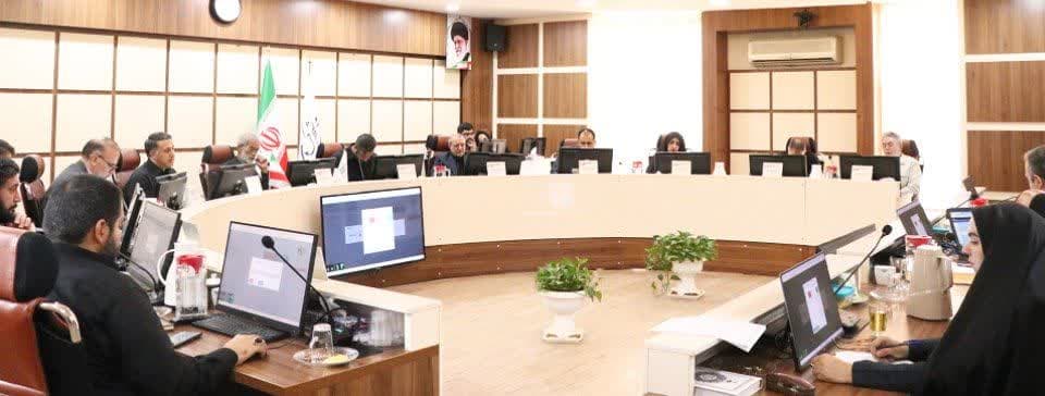  بهسازی بوستان جنگلی «شهید باهنر»