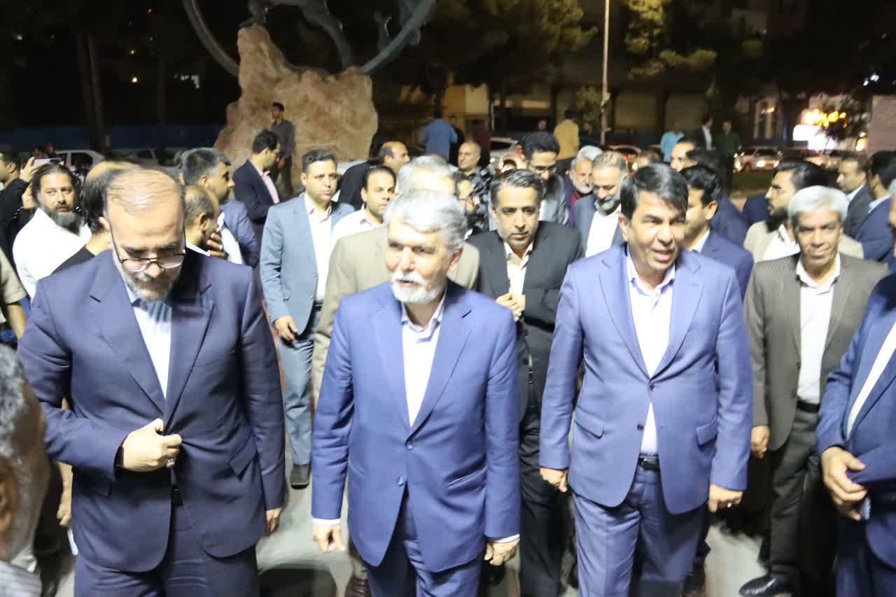 آیین رونمایی مجسمه «آرش کمانگیر» برگزار شد آیین رونمایی مجسمه «آرش کمانگیر» برگزار شد