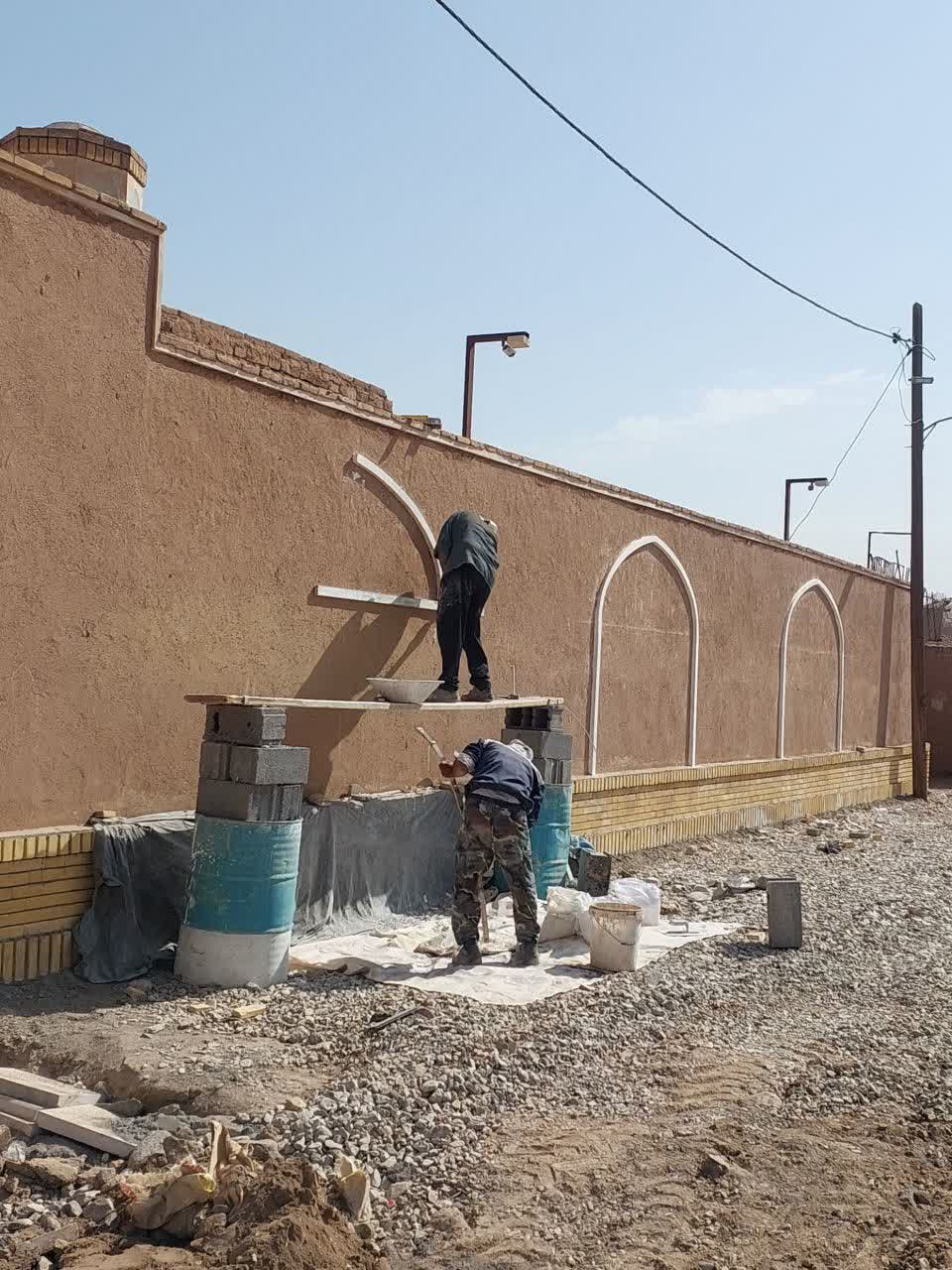 آغاز به کار واحد بازآفرینی شهری شهرداری کرمان، بهسازی گذر ضلع جنوبی حمام تاریخی گنجعلی‌خان 
