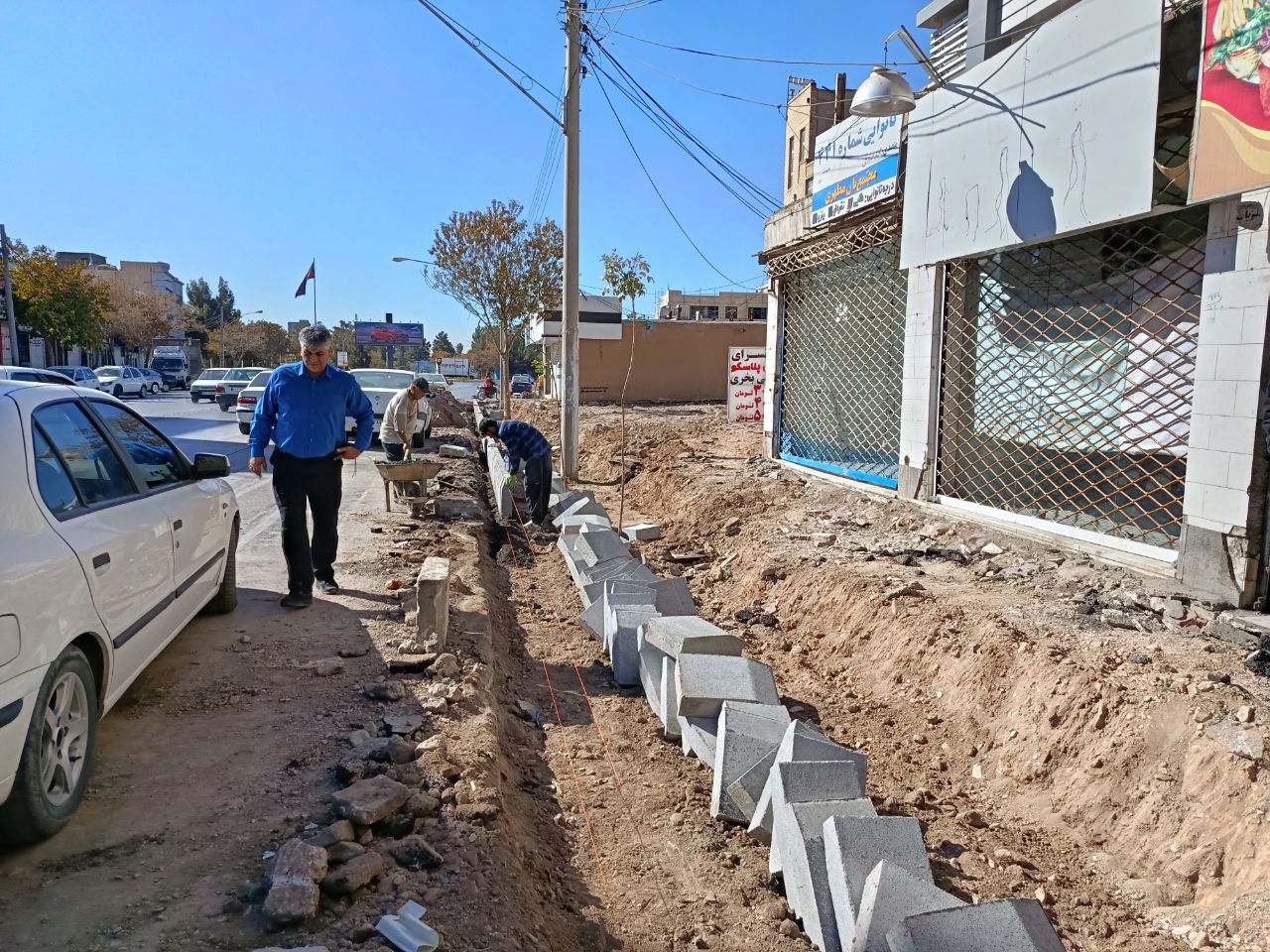 آغاز پروژه عمرانی و زیباسازی خیابان «شهید مطهری»
